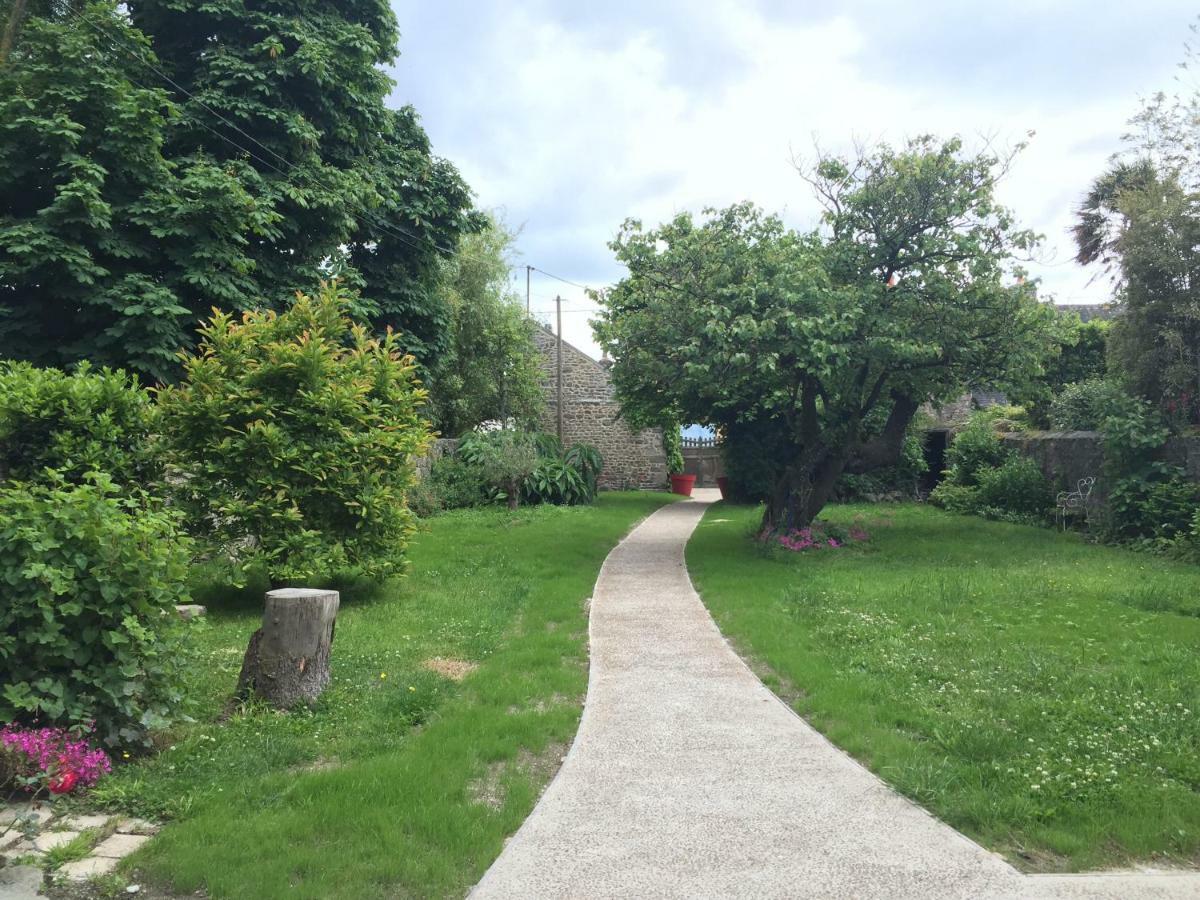 圣瓦斯特－拉乌格L'Ermitage住宿加早餐旅馆 外观 照片